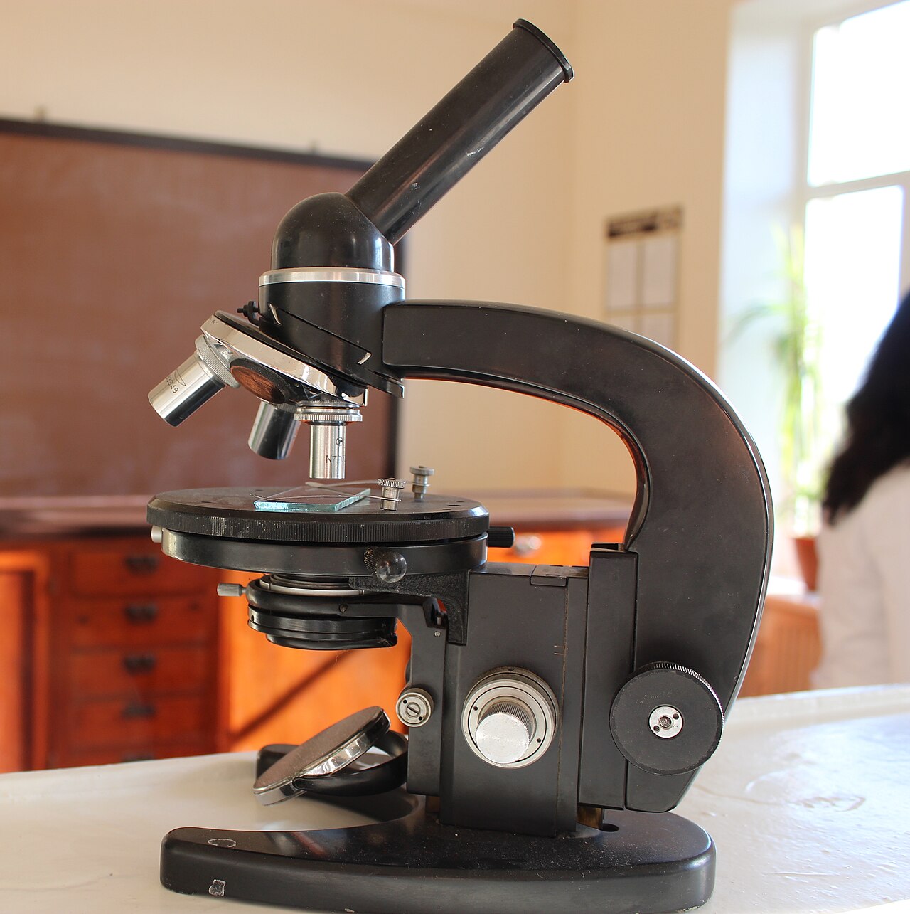 Precision Microscope
